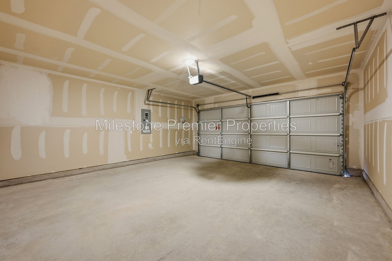 Gallery Image 16