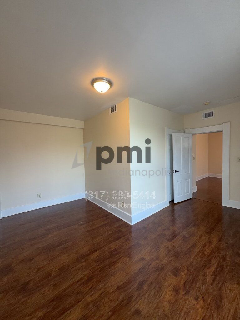 Gallery Image 17