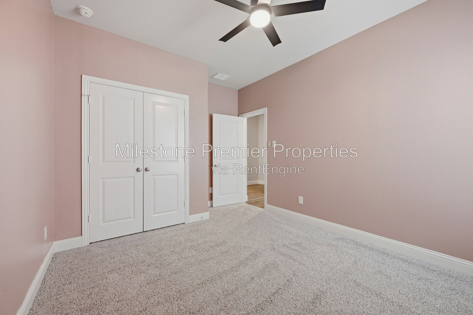 Gallery Image 19