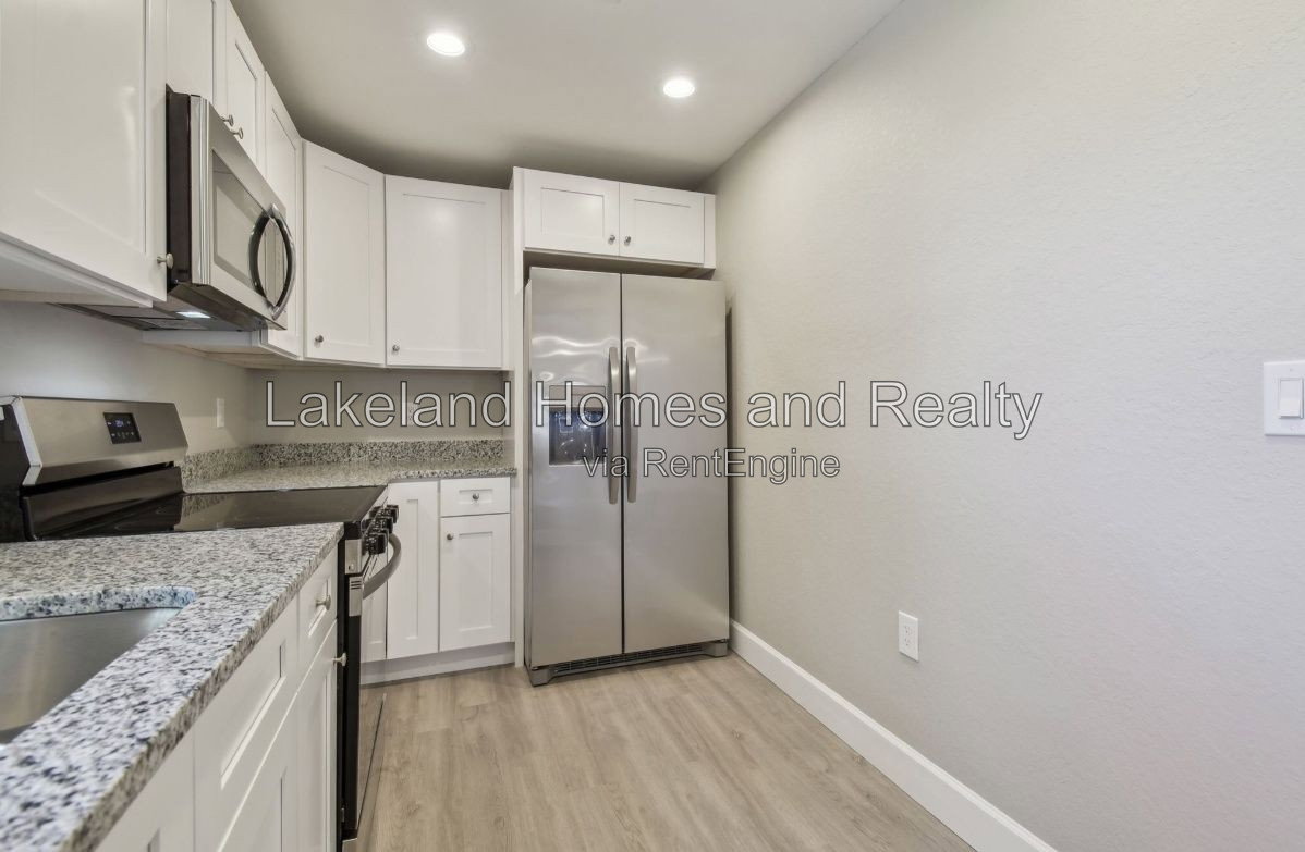 Gallery Image 15