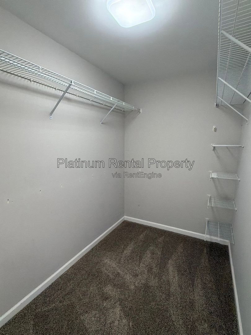 Gallery Image 19