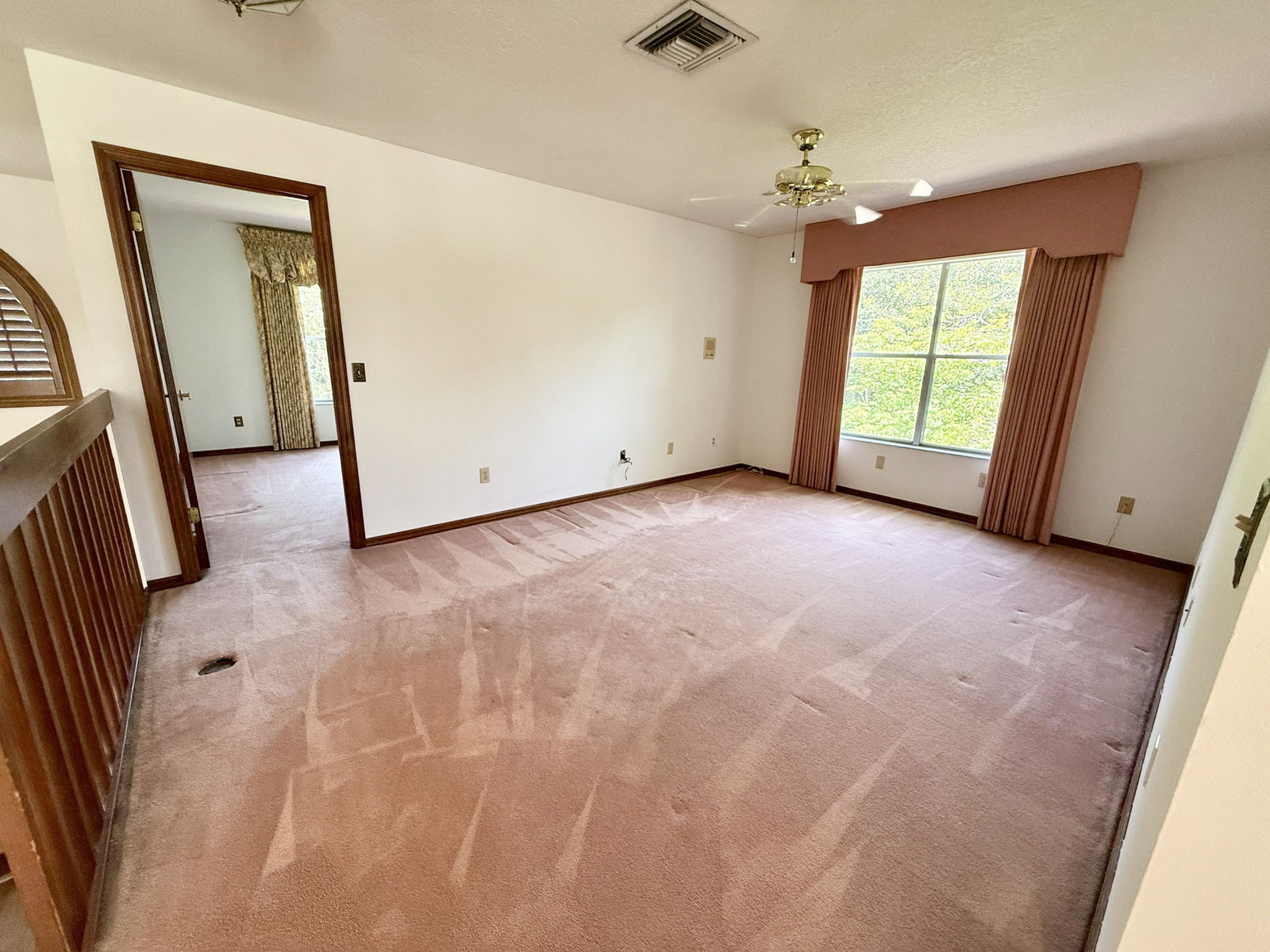 Gallery Image 17