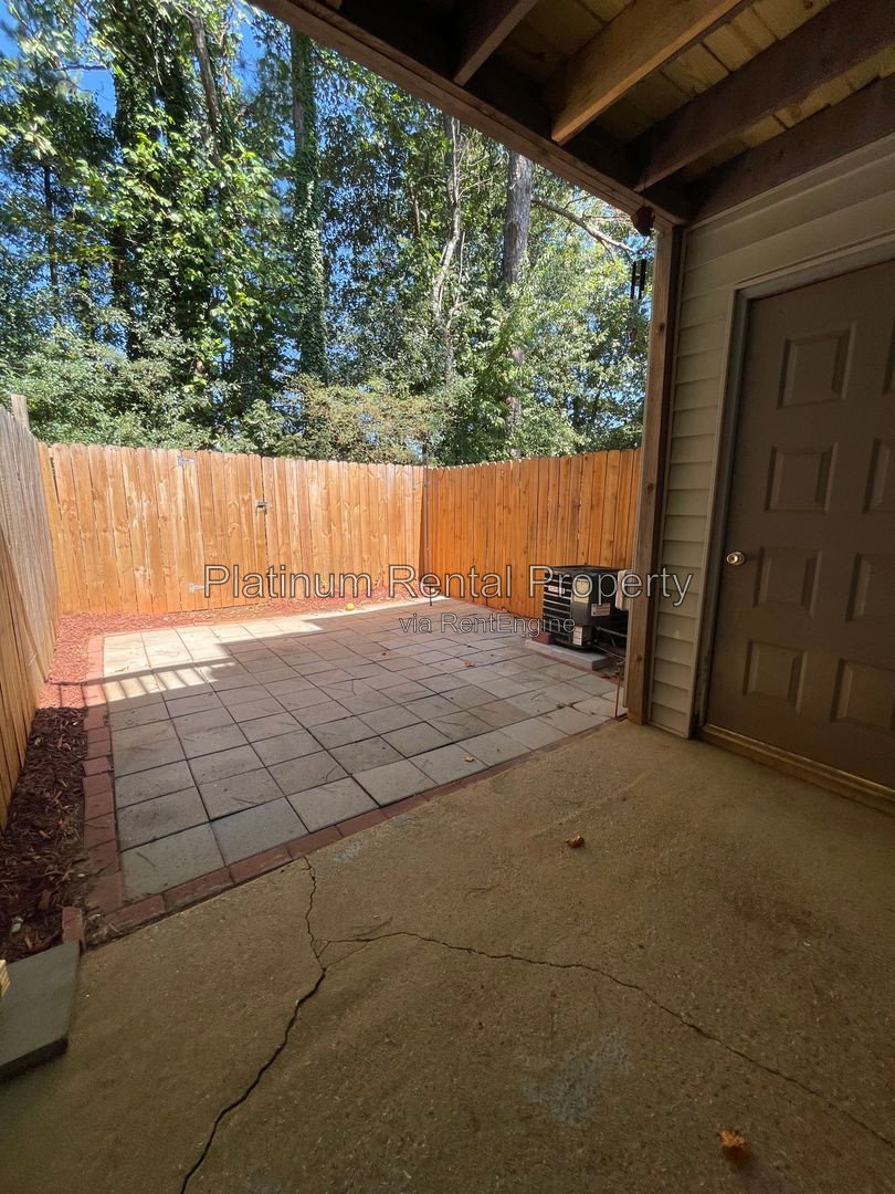 Gallery Image 16
