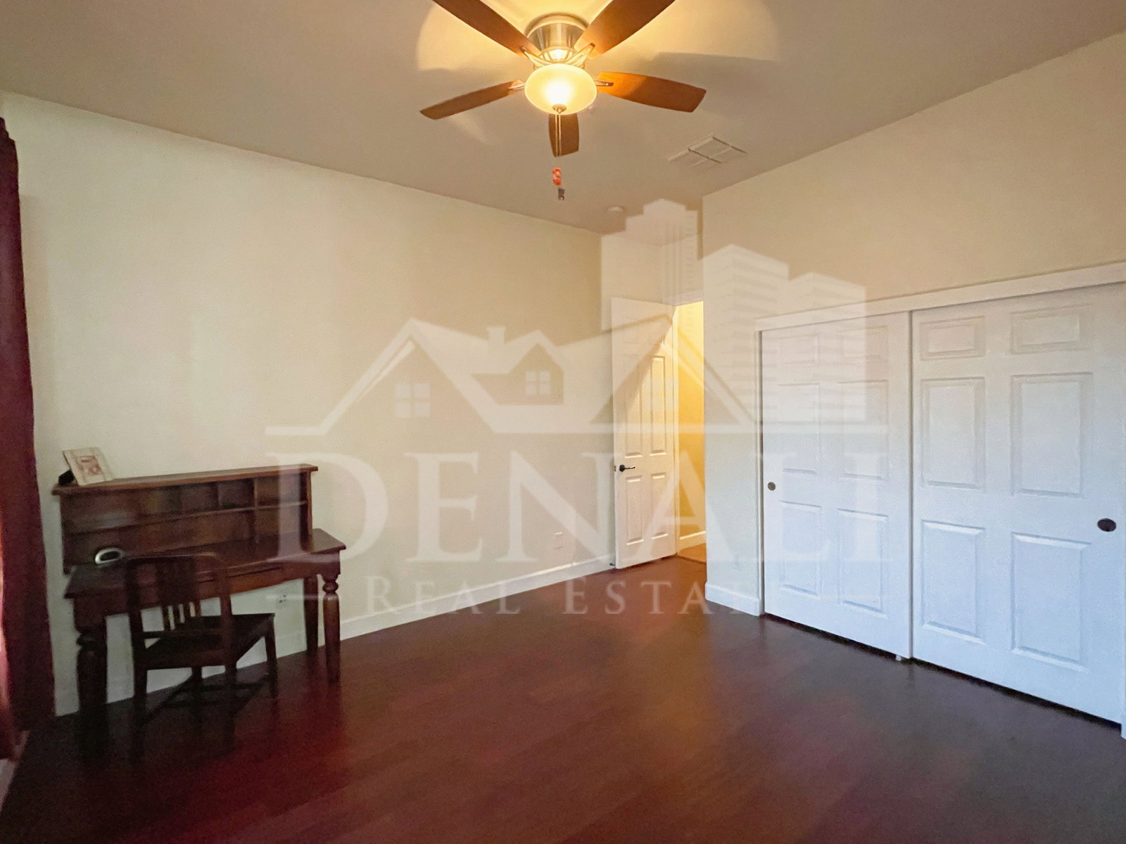 Gallery Image 37