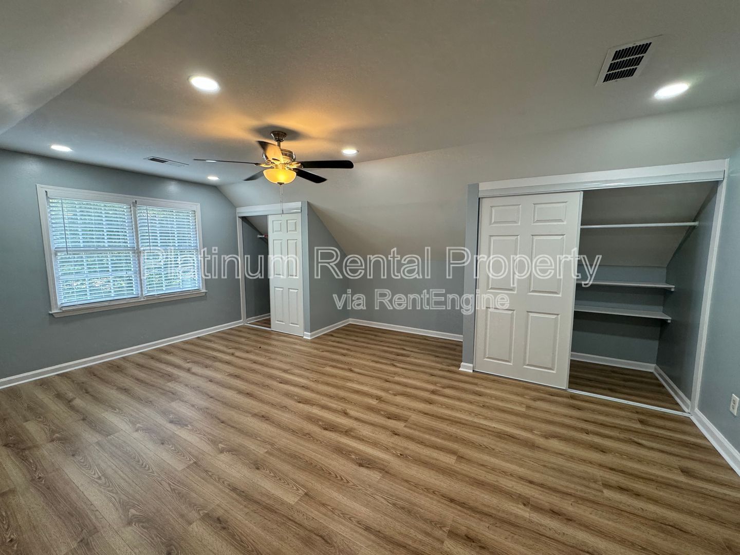 Gallery Image 37