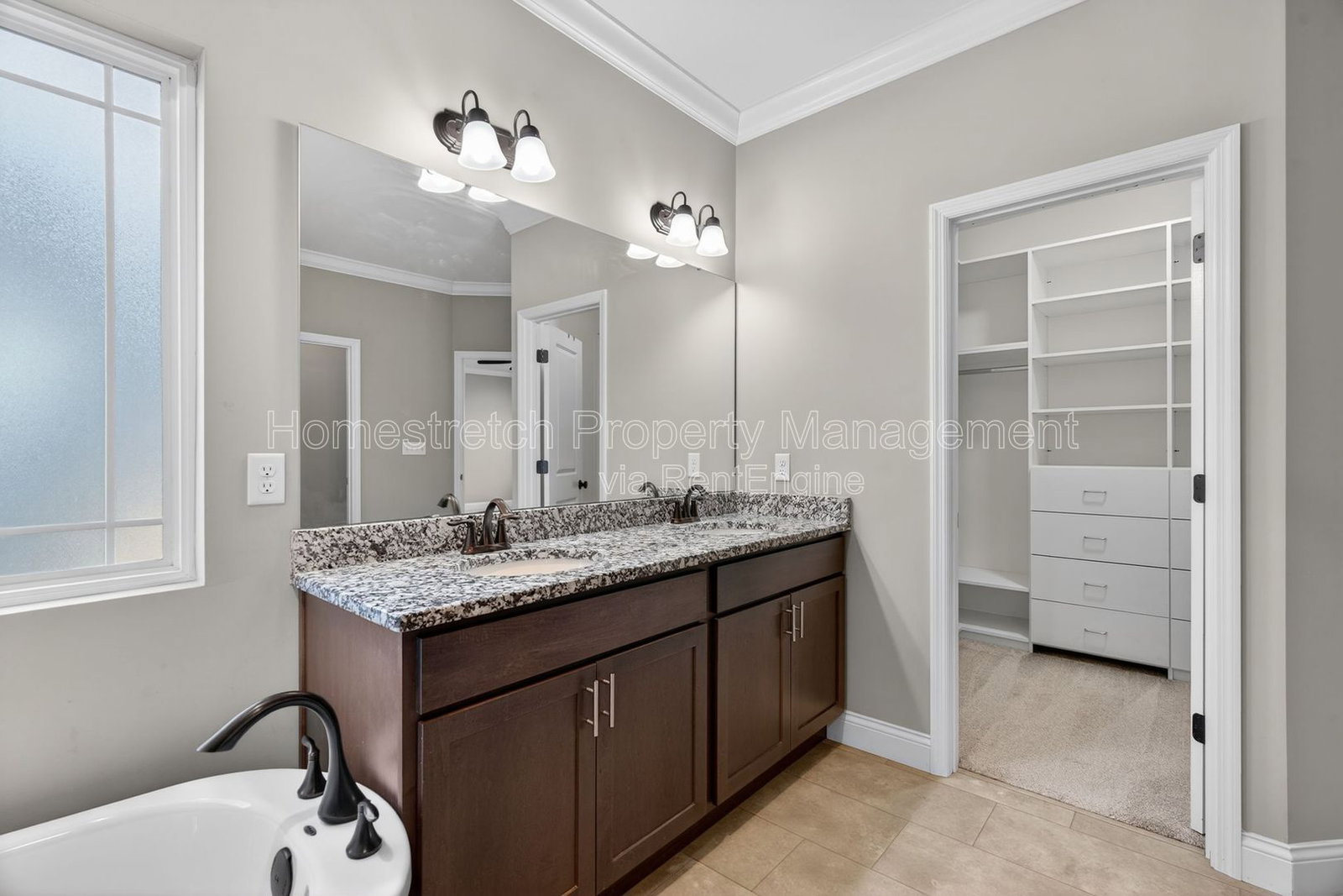 Gallery Image 52