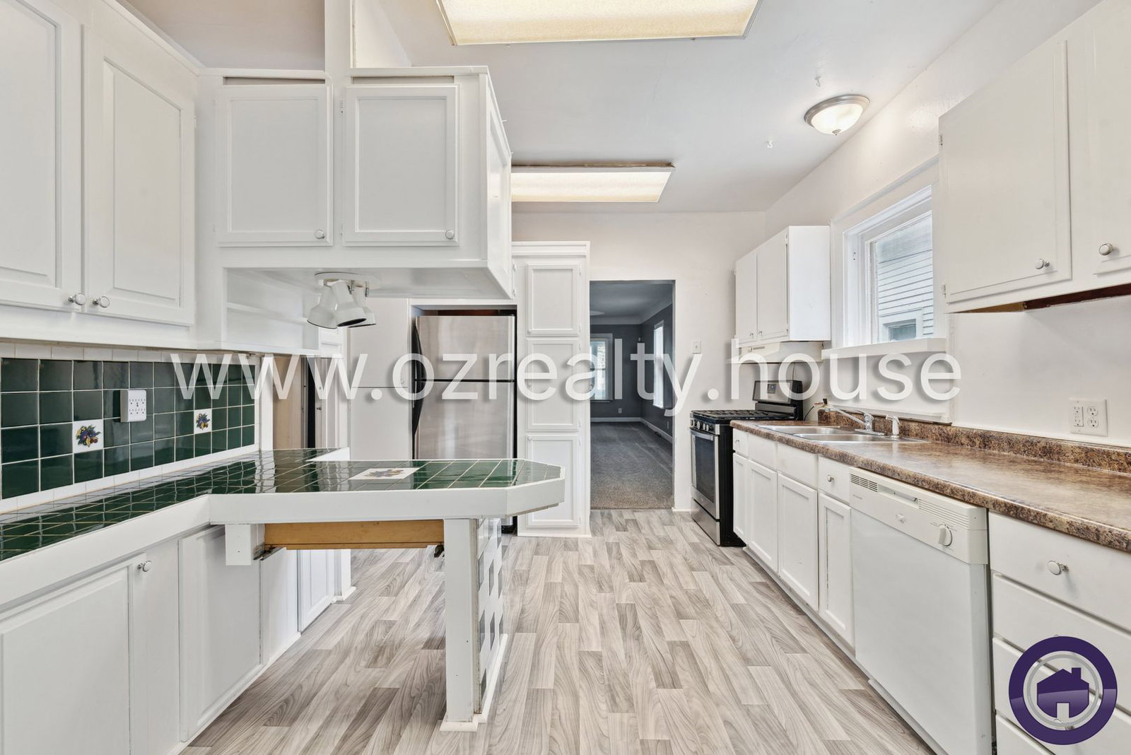 Gallery Image 10