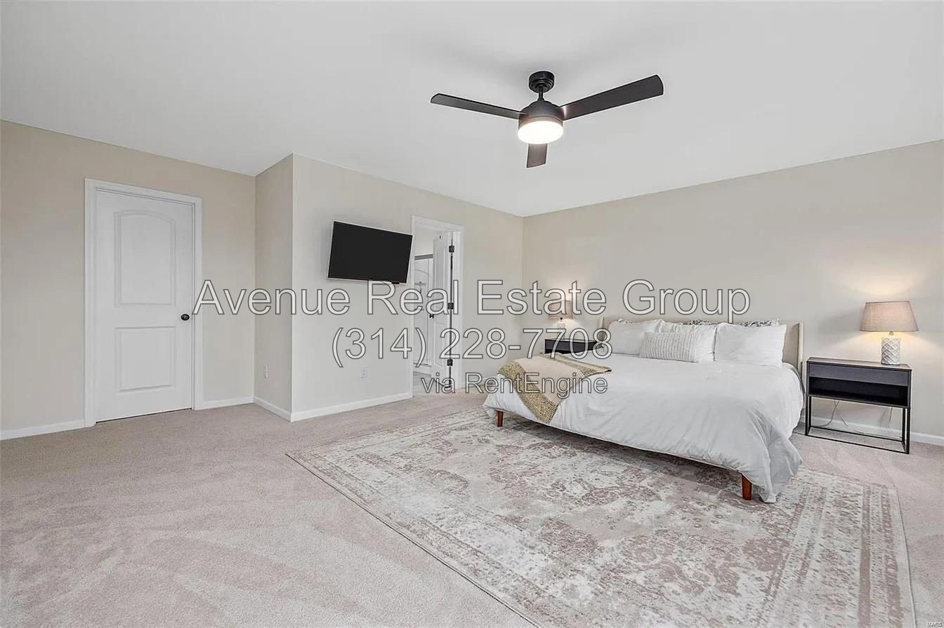 Gallery Image 14