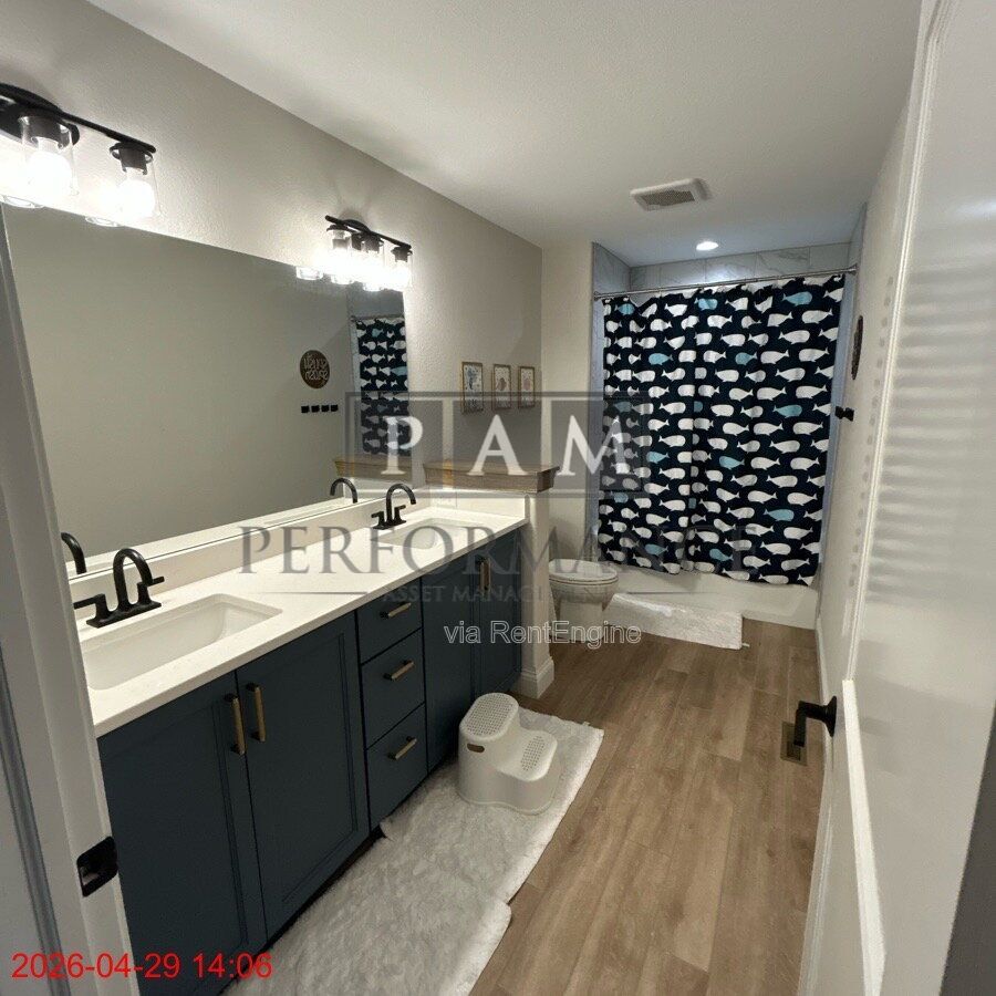 Gallery Image 25