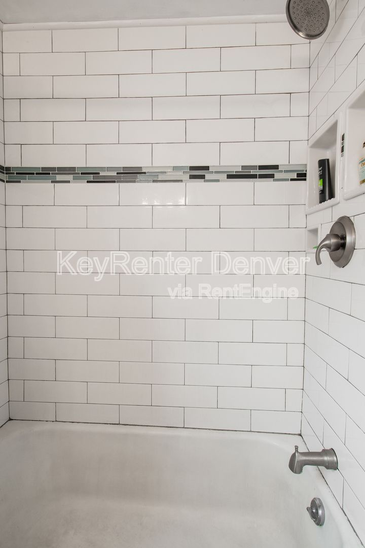 Gallery Image 18