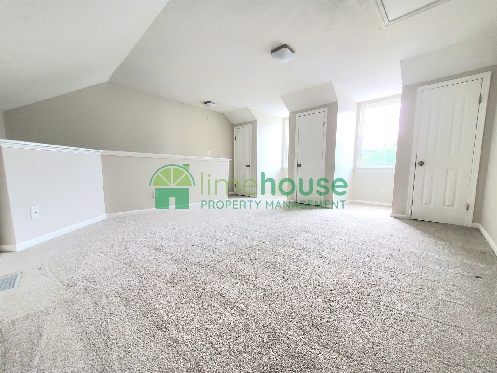 Gallery Image 16