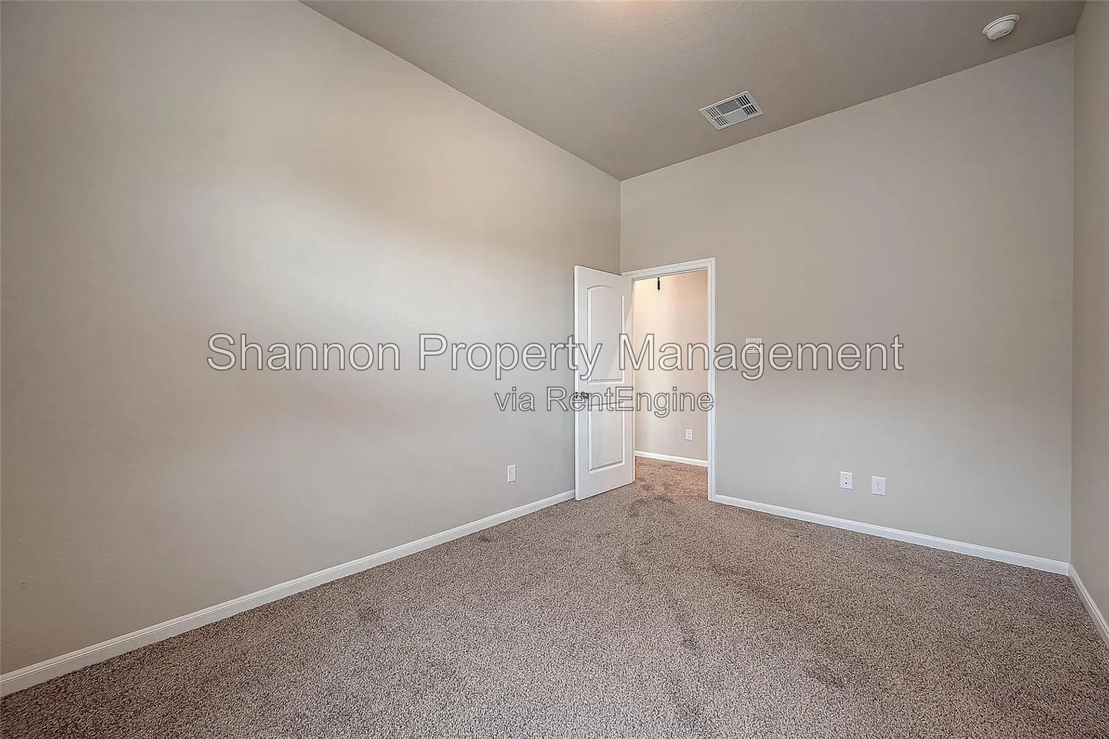 Gallery Image 37