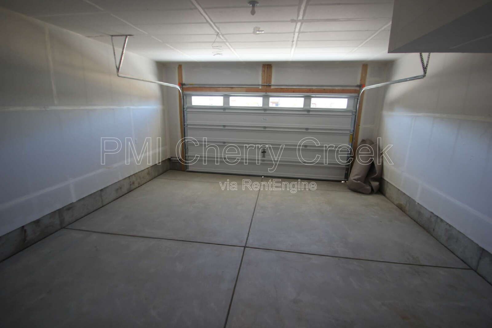 Gallery Image 30