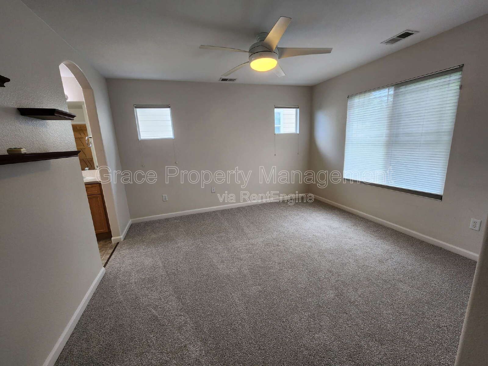 Gallery Image 19