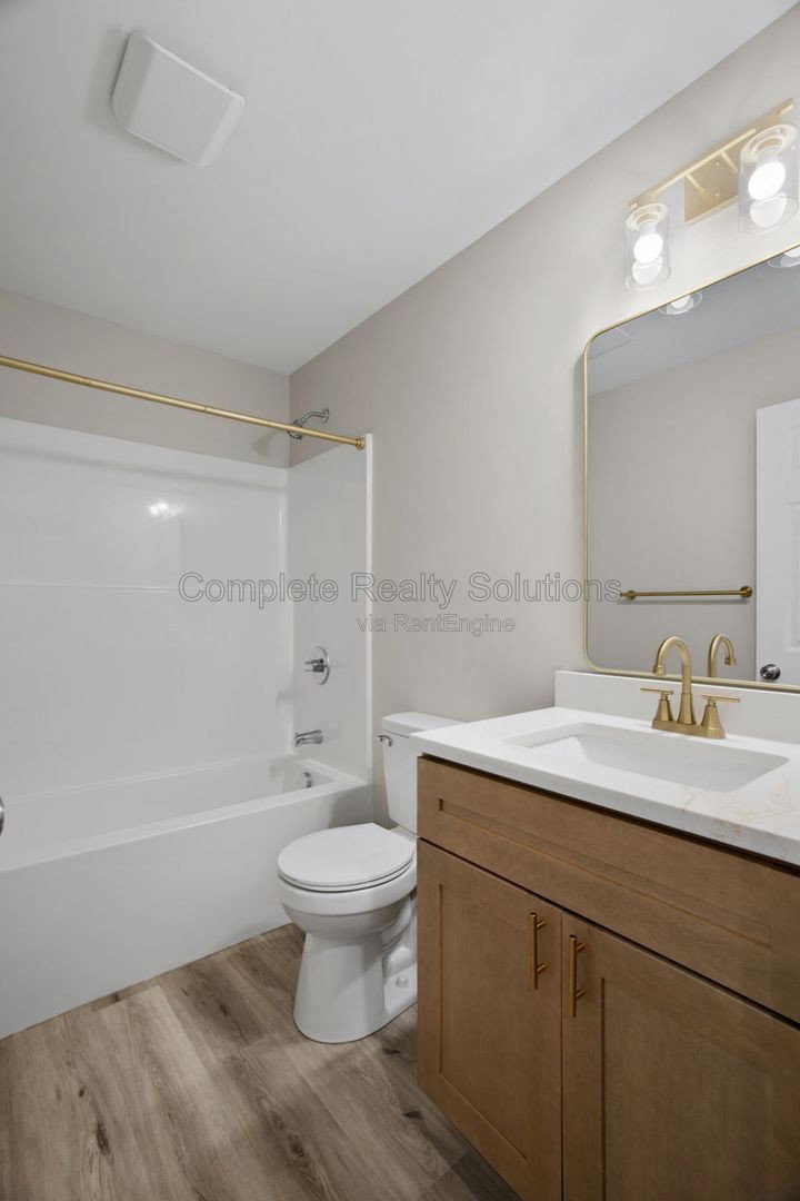 Gallery Image 28