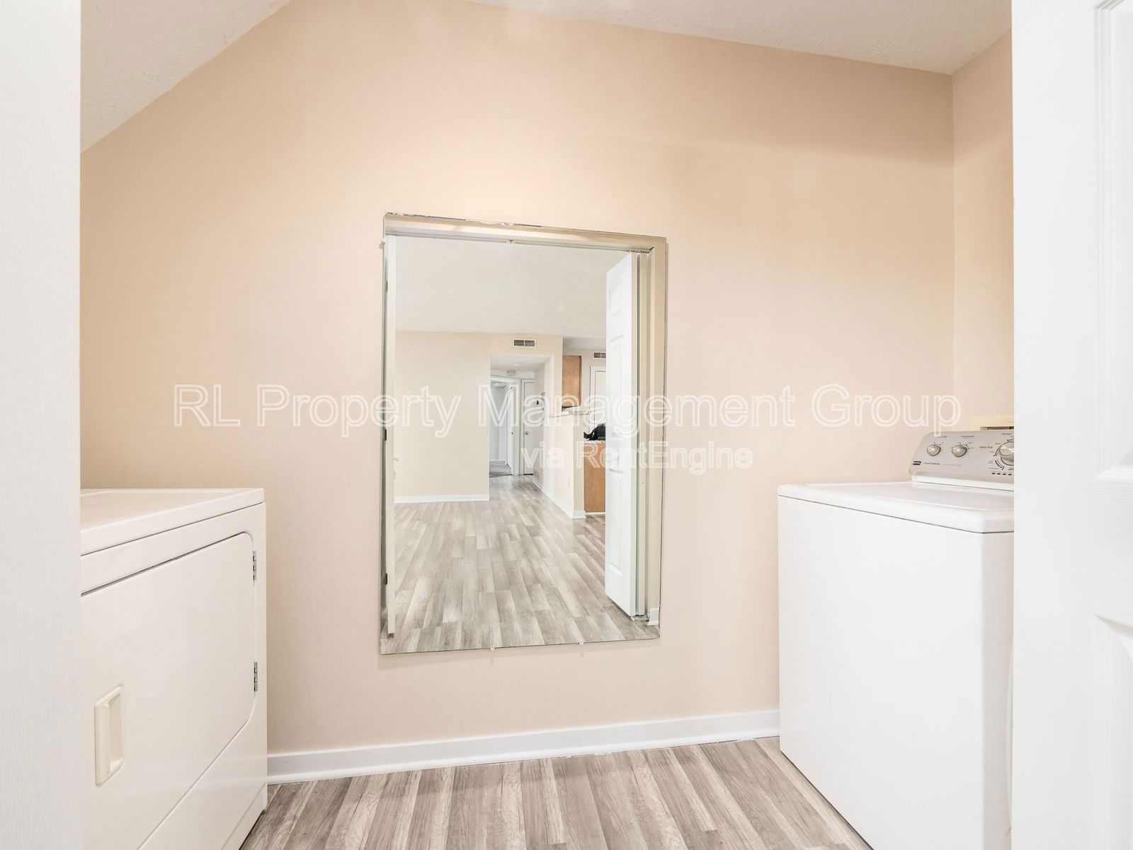 Gallery Image 32