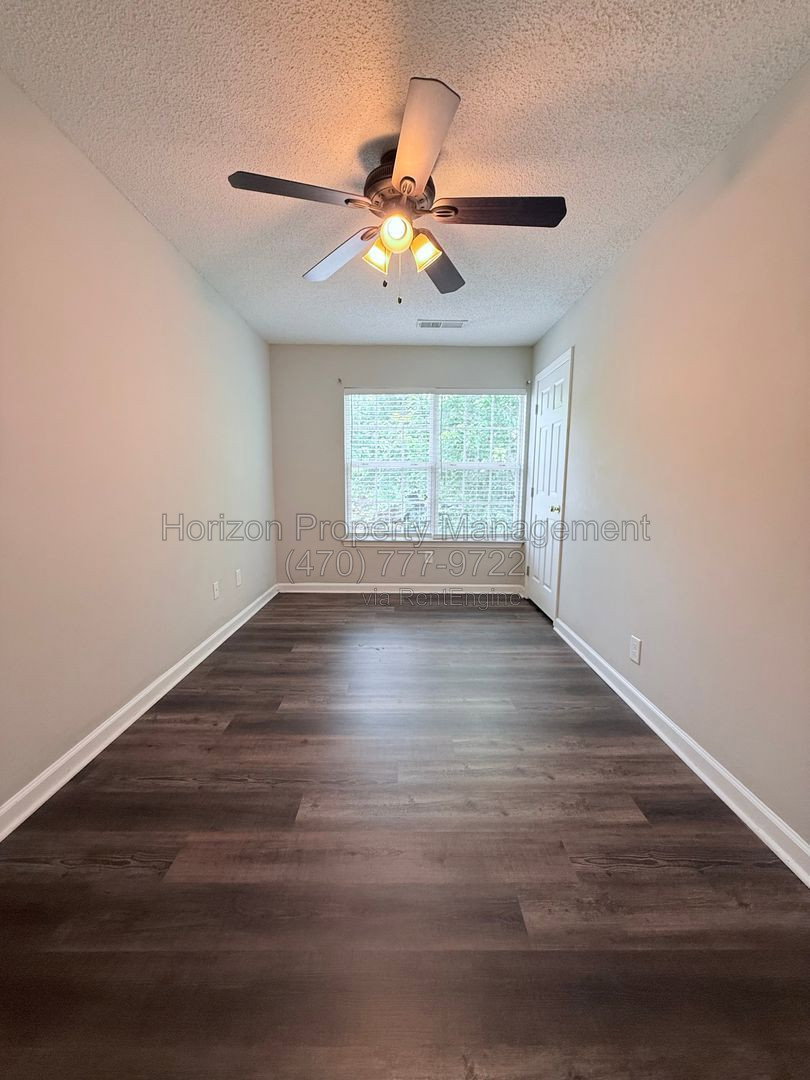 Gallery Image 18