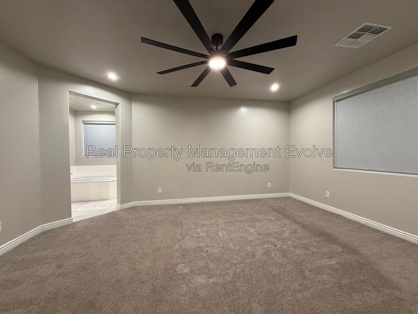 Gallery Image 20
