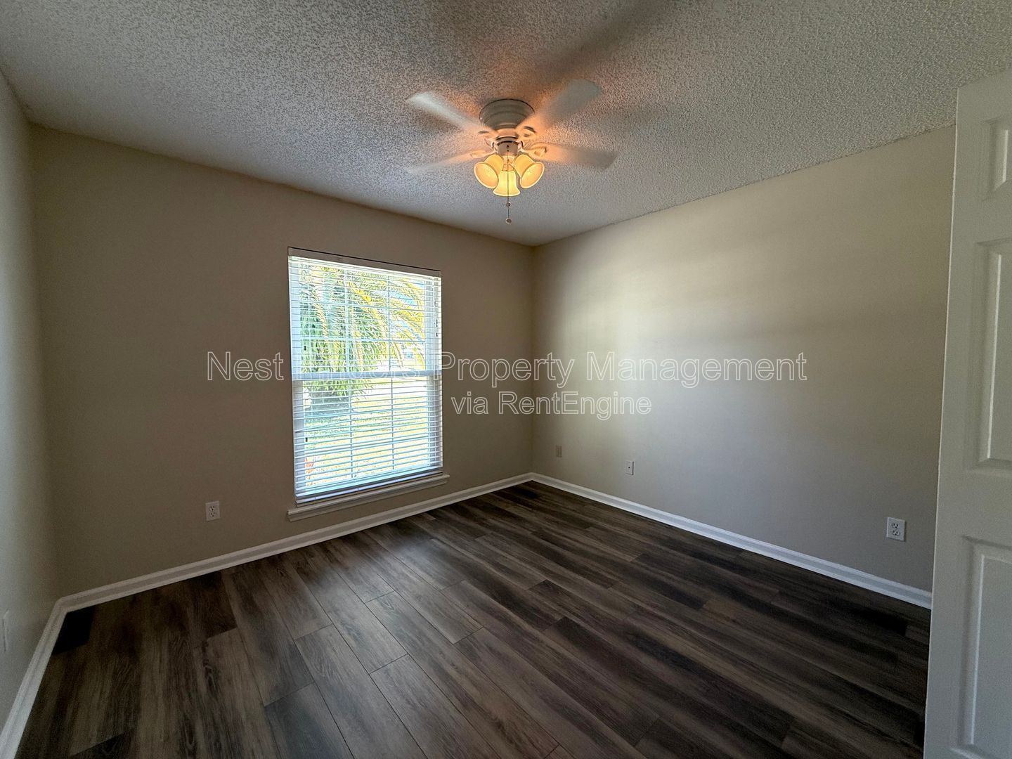 Gallery Image 17