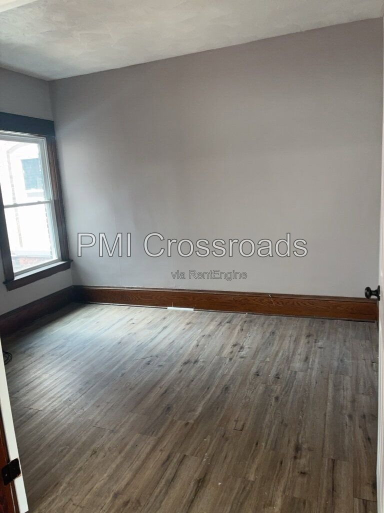 Gallery Image 18