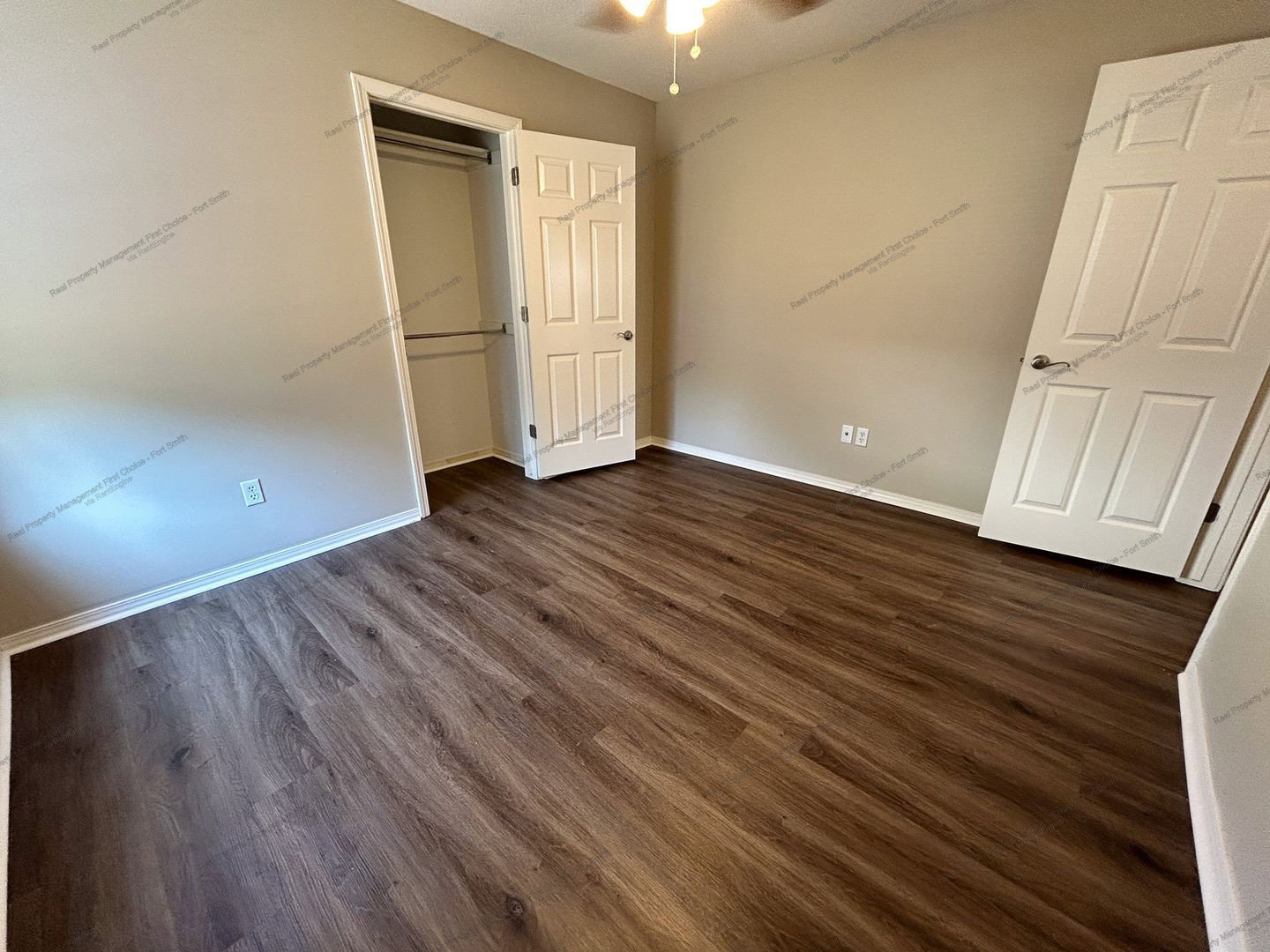 Gallery Image 20