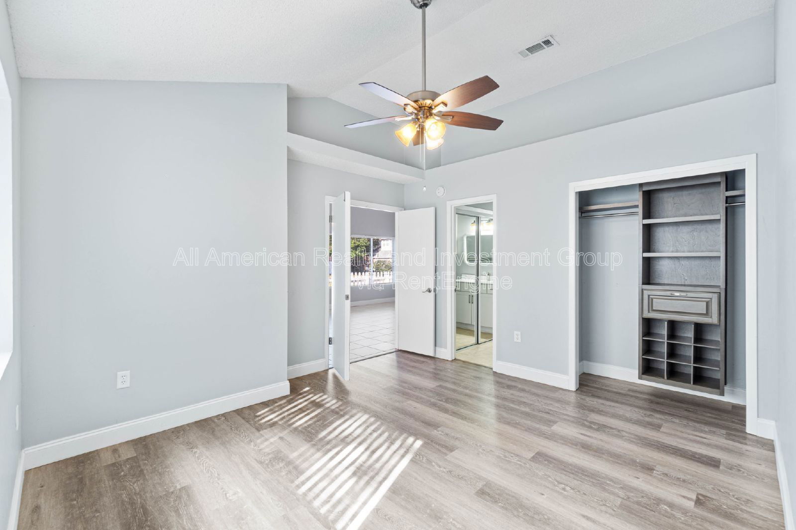 Gallery Image 15