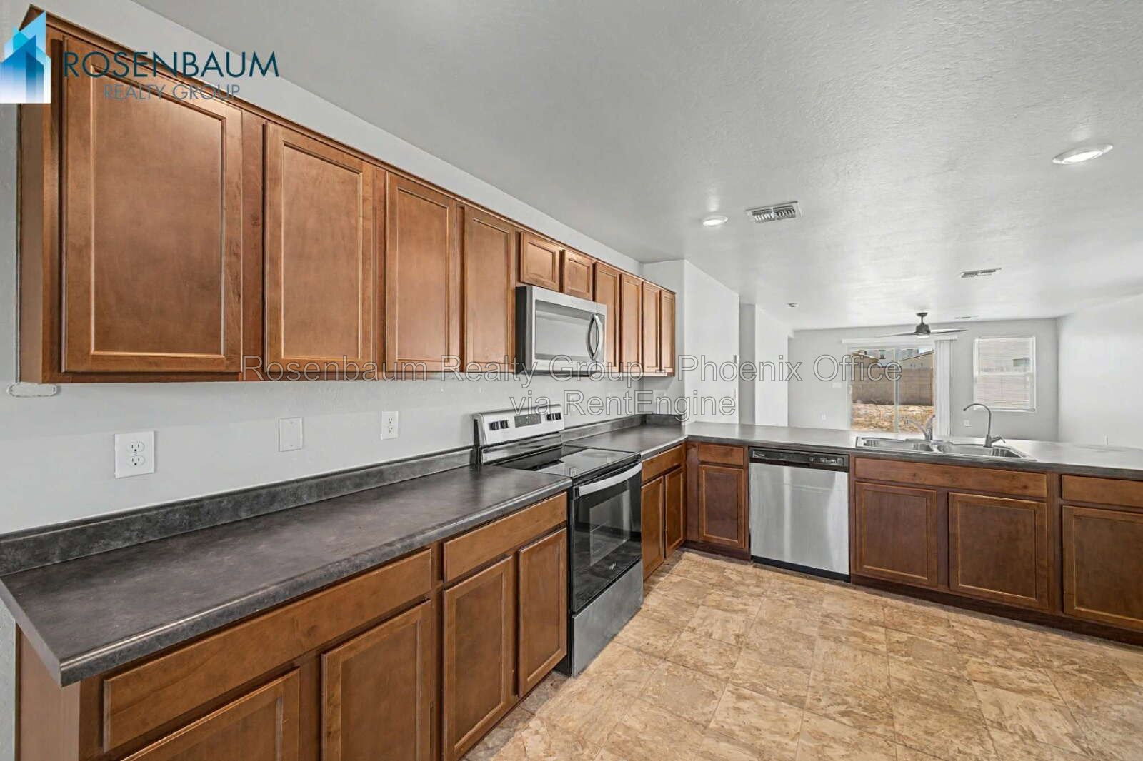 Gallery Image 16