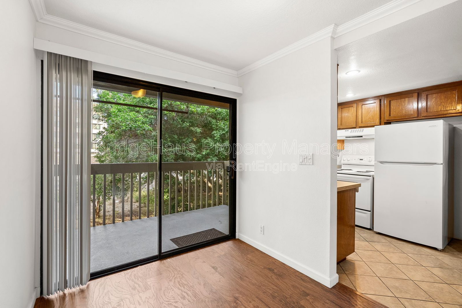 Gallery Image 16