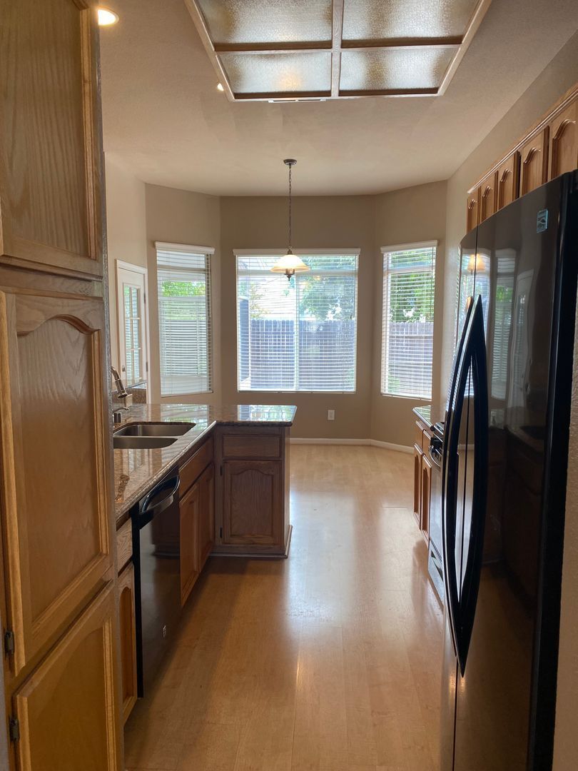 Gallery Image 11
