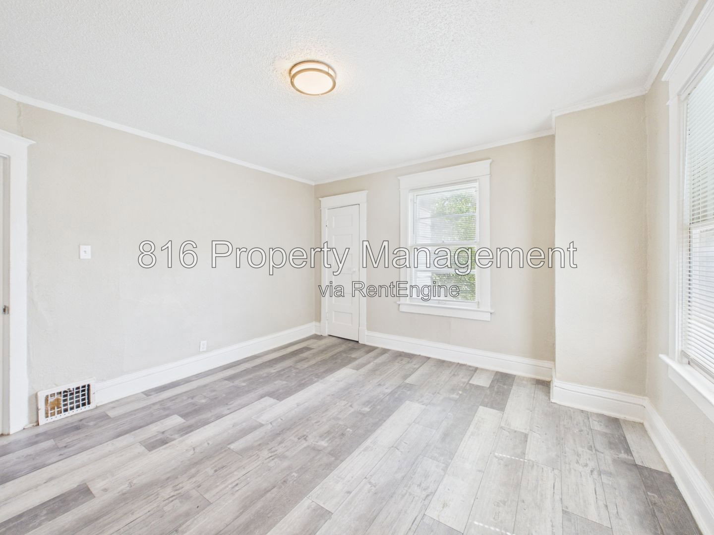 Gallery Image 19