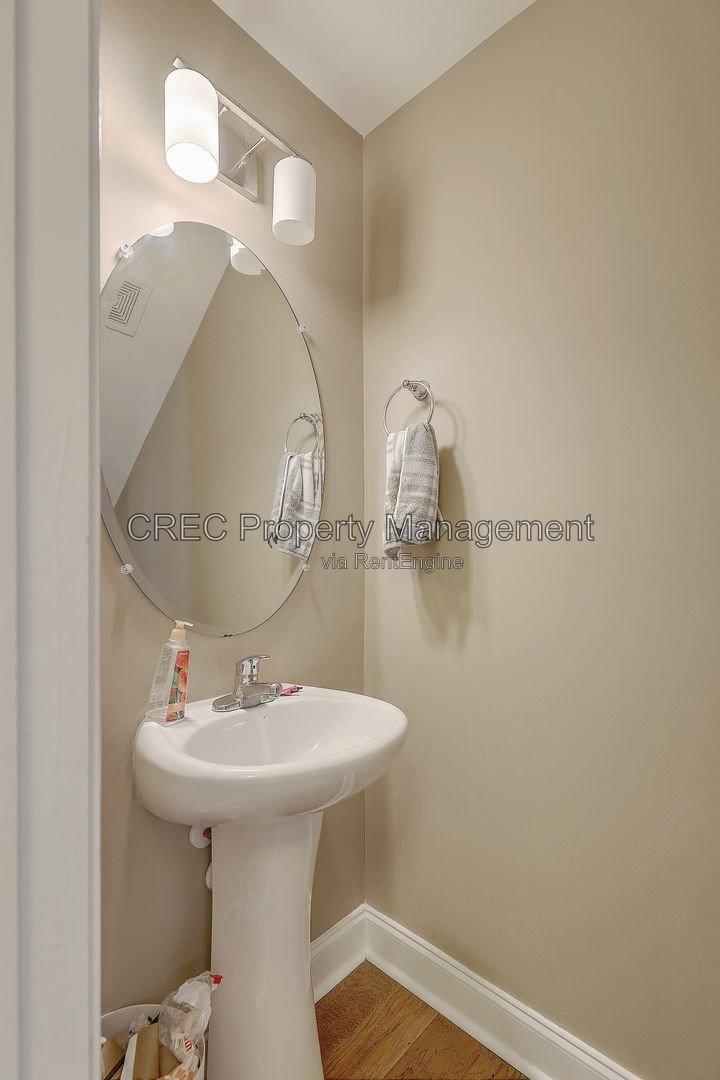 Gallery Image 12