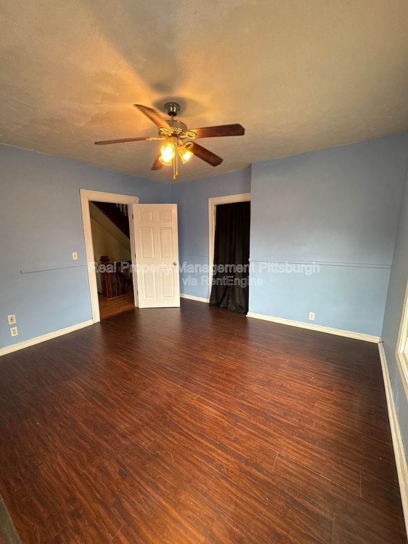 Gallery Image 11