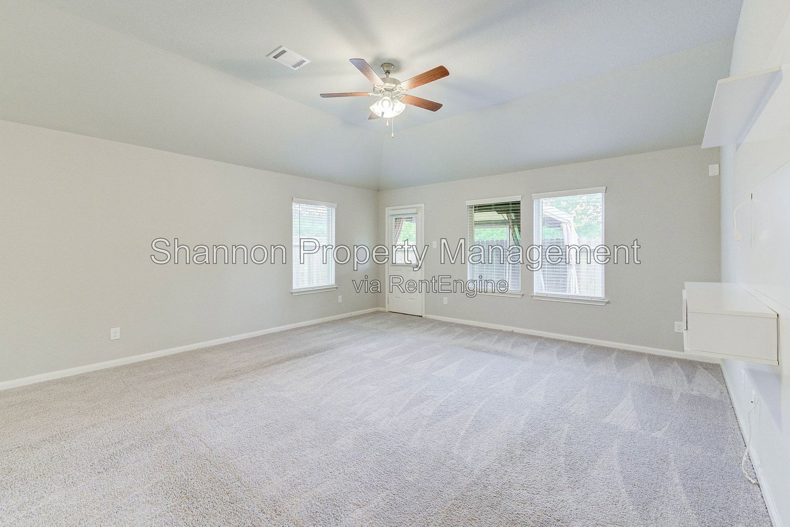 Gallery Image 17