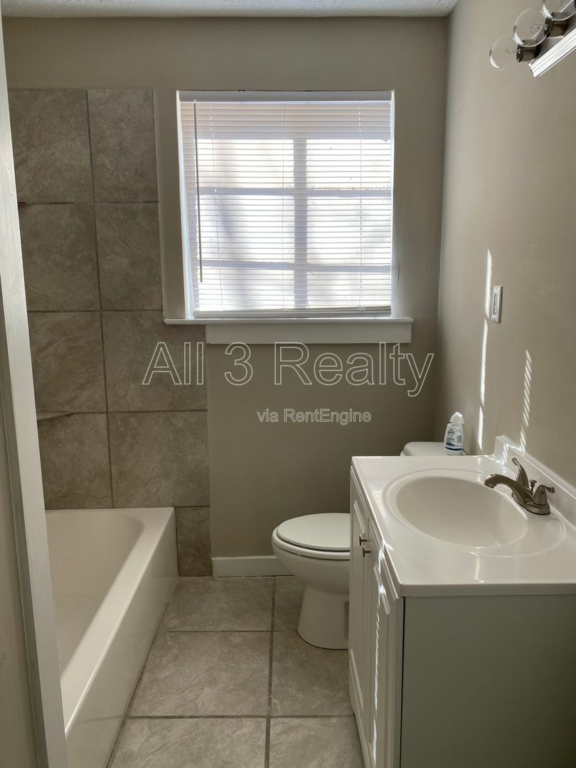 Gallery Image 17