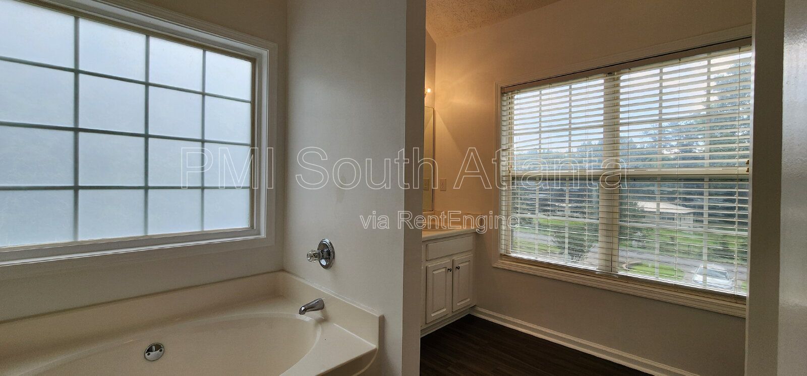 Gallery Image 33