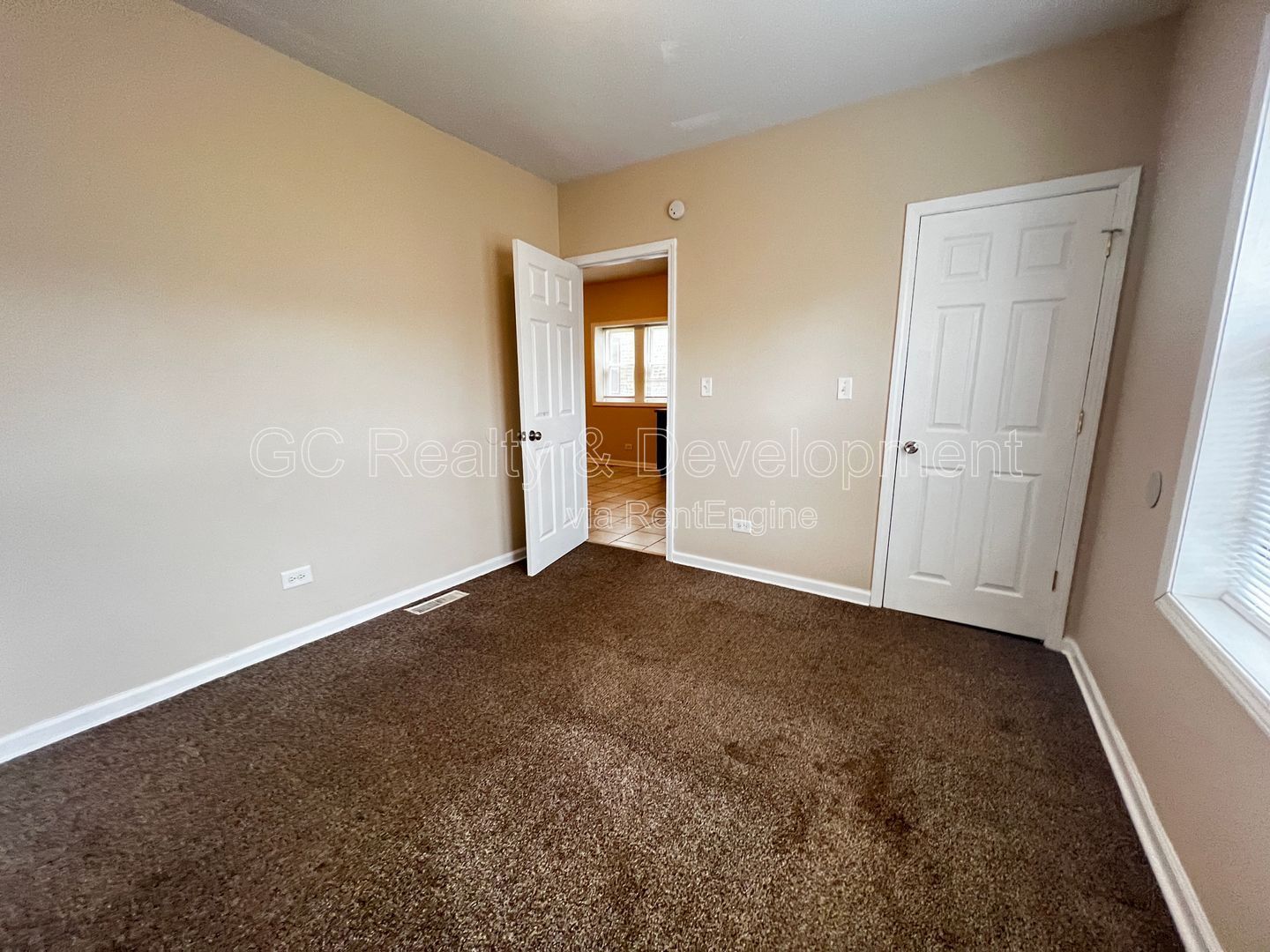 Gallery Image 16