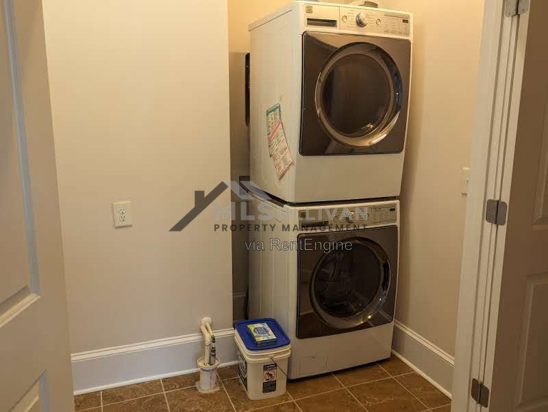 Gallery Image 32