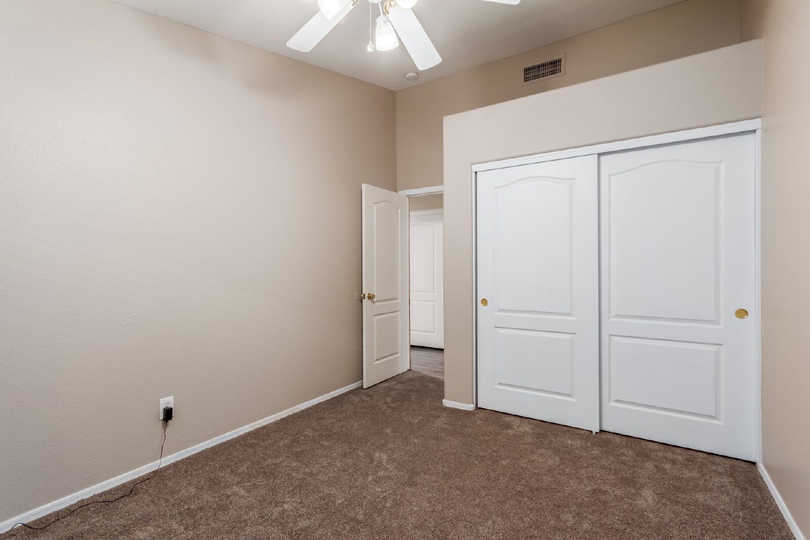 Gallery Image 32