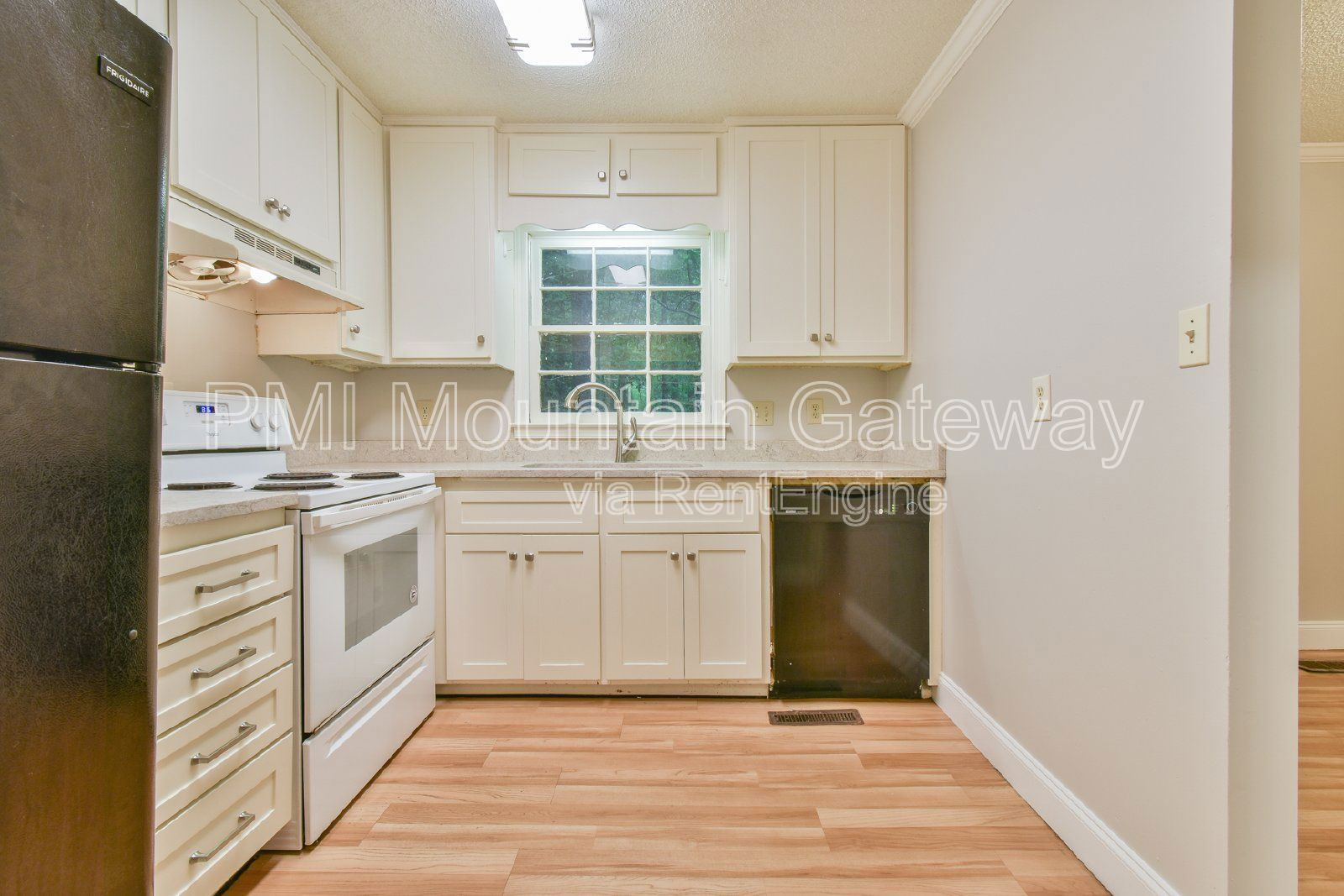 Gallery Image 16