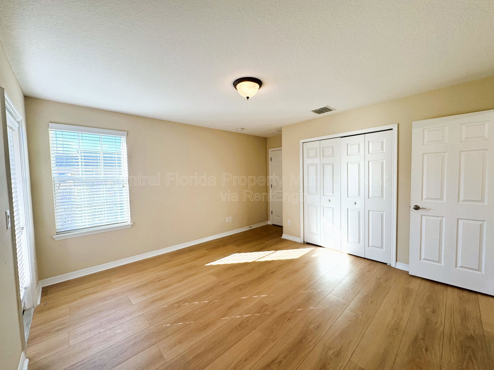 Gallery Image 33