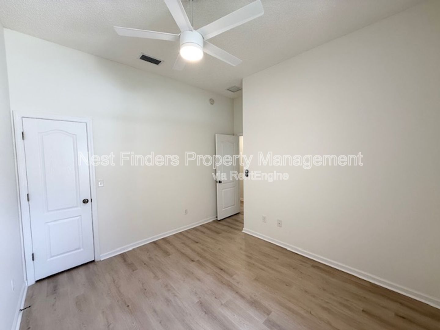 Gallery Image 22