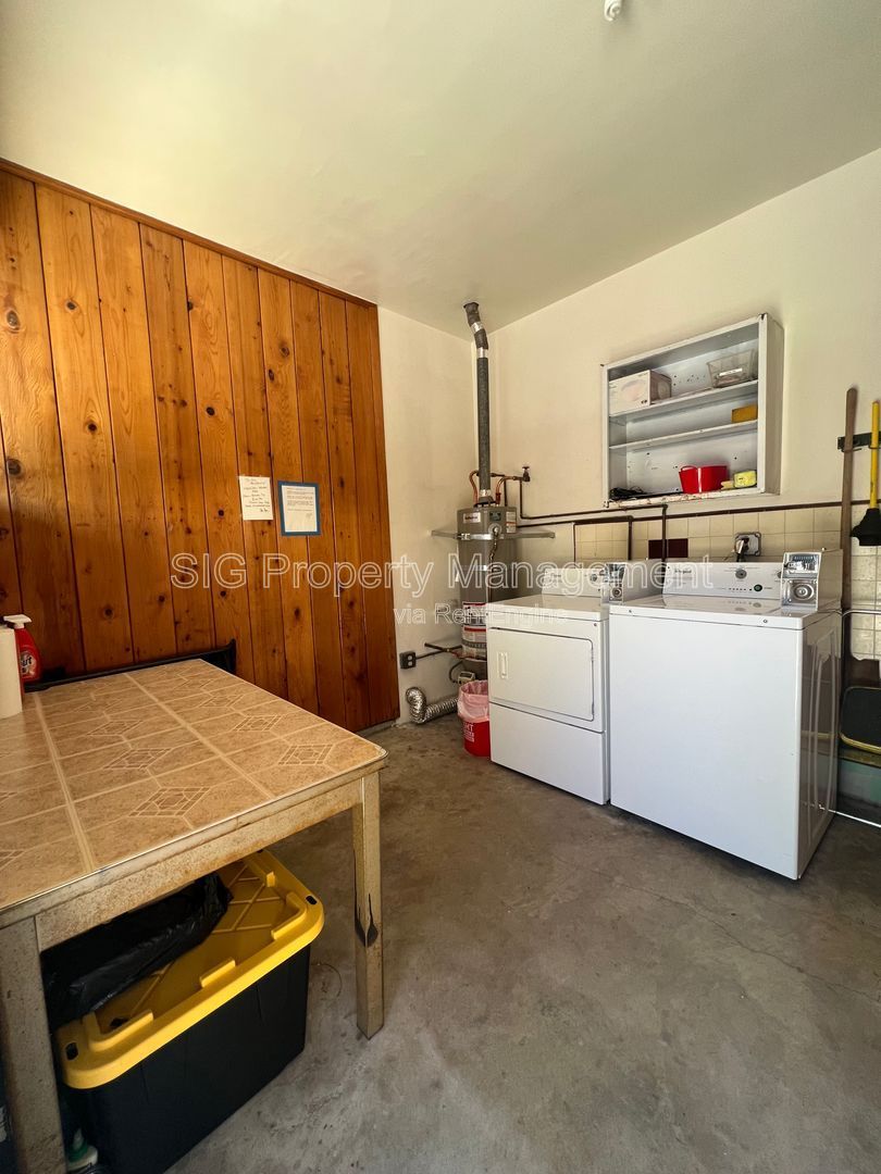 Gallery Image 12
