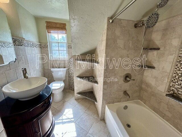 Gallery Image 23