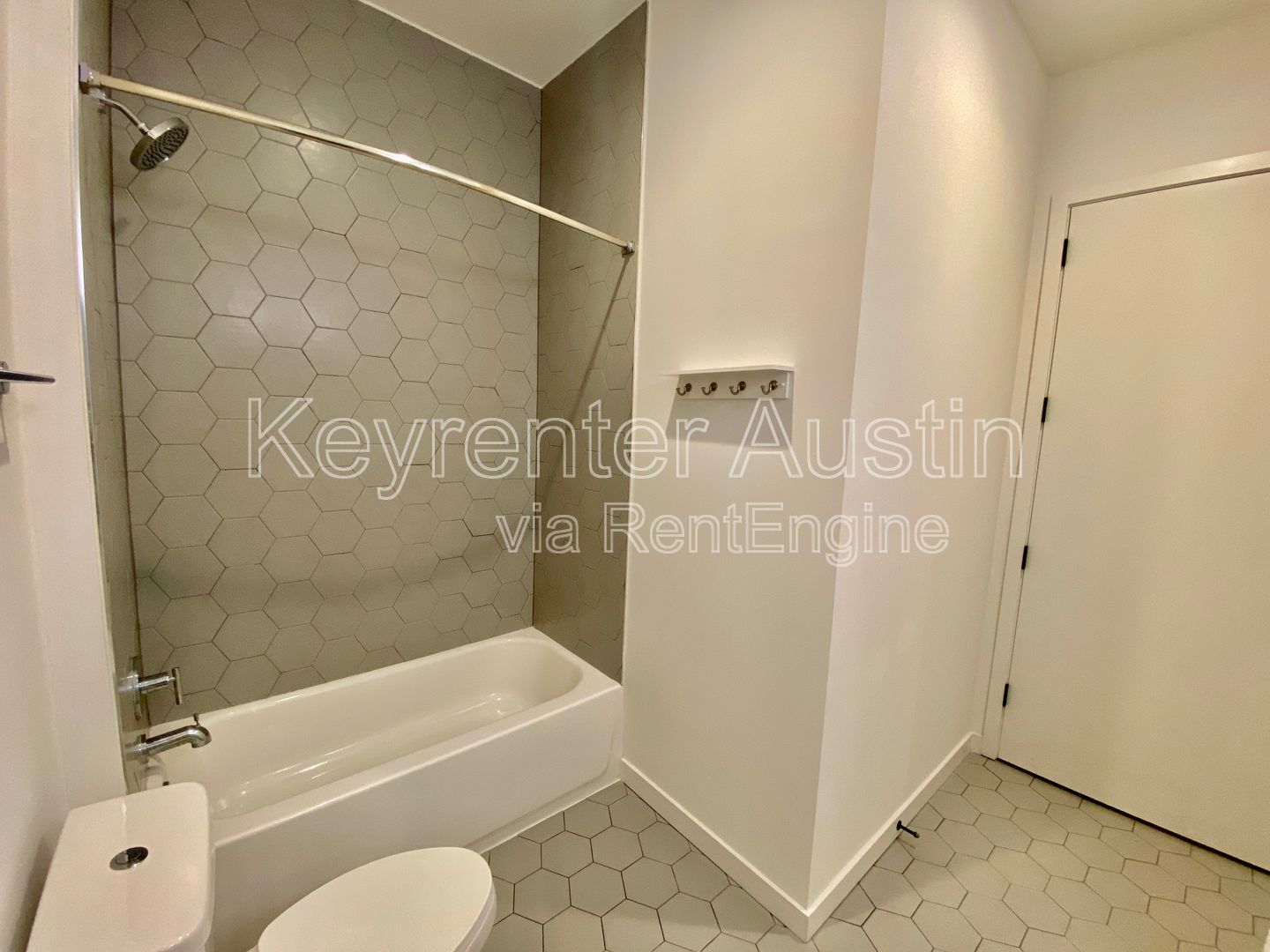Gallery Image 16