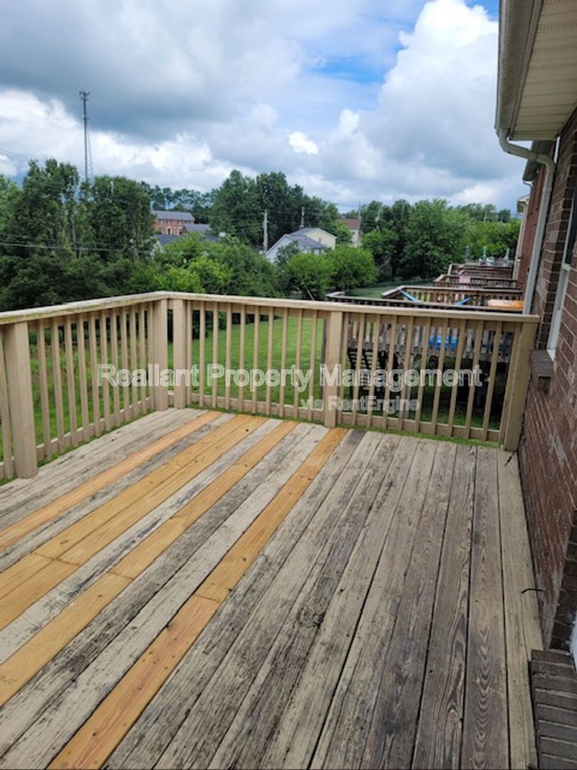 Gallery Image 17