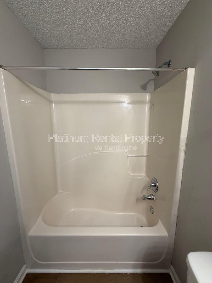 Gallery Image 18