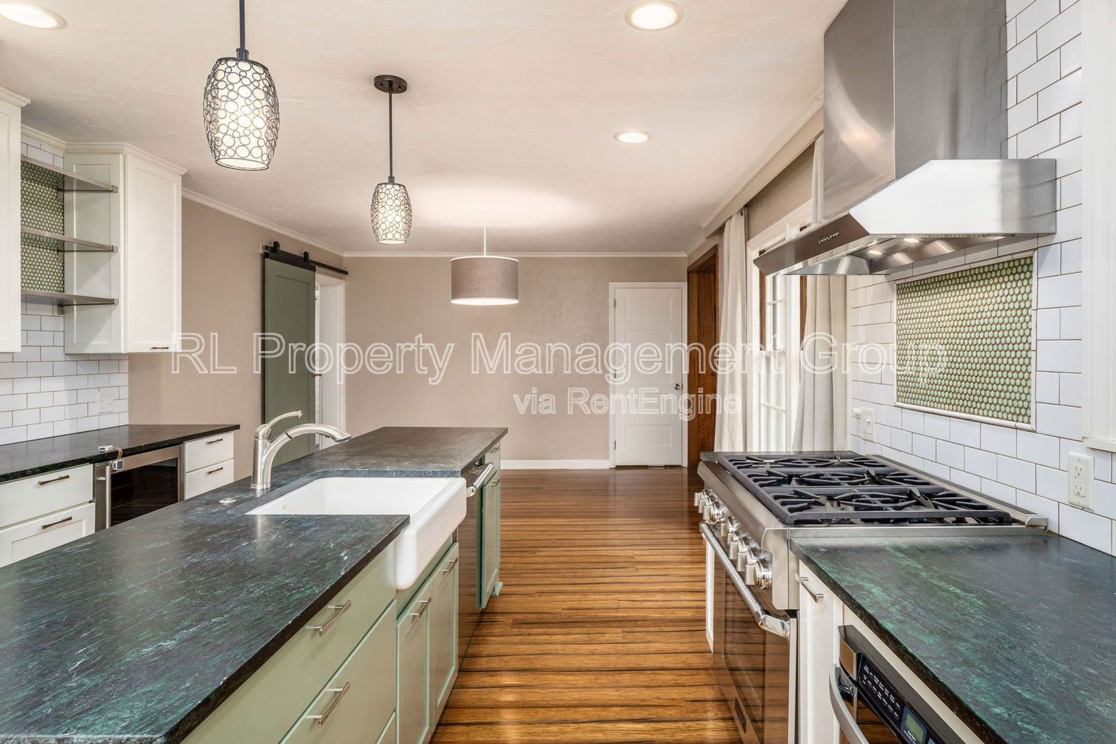 Gallery Image 16
