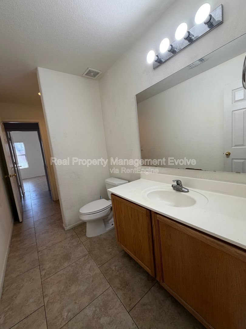 Gallery Image 14