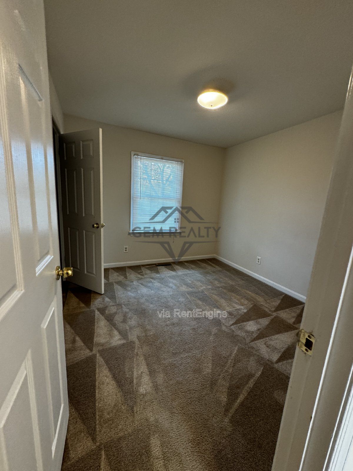 Gallery Image 18