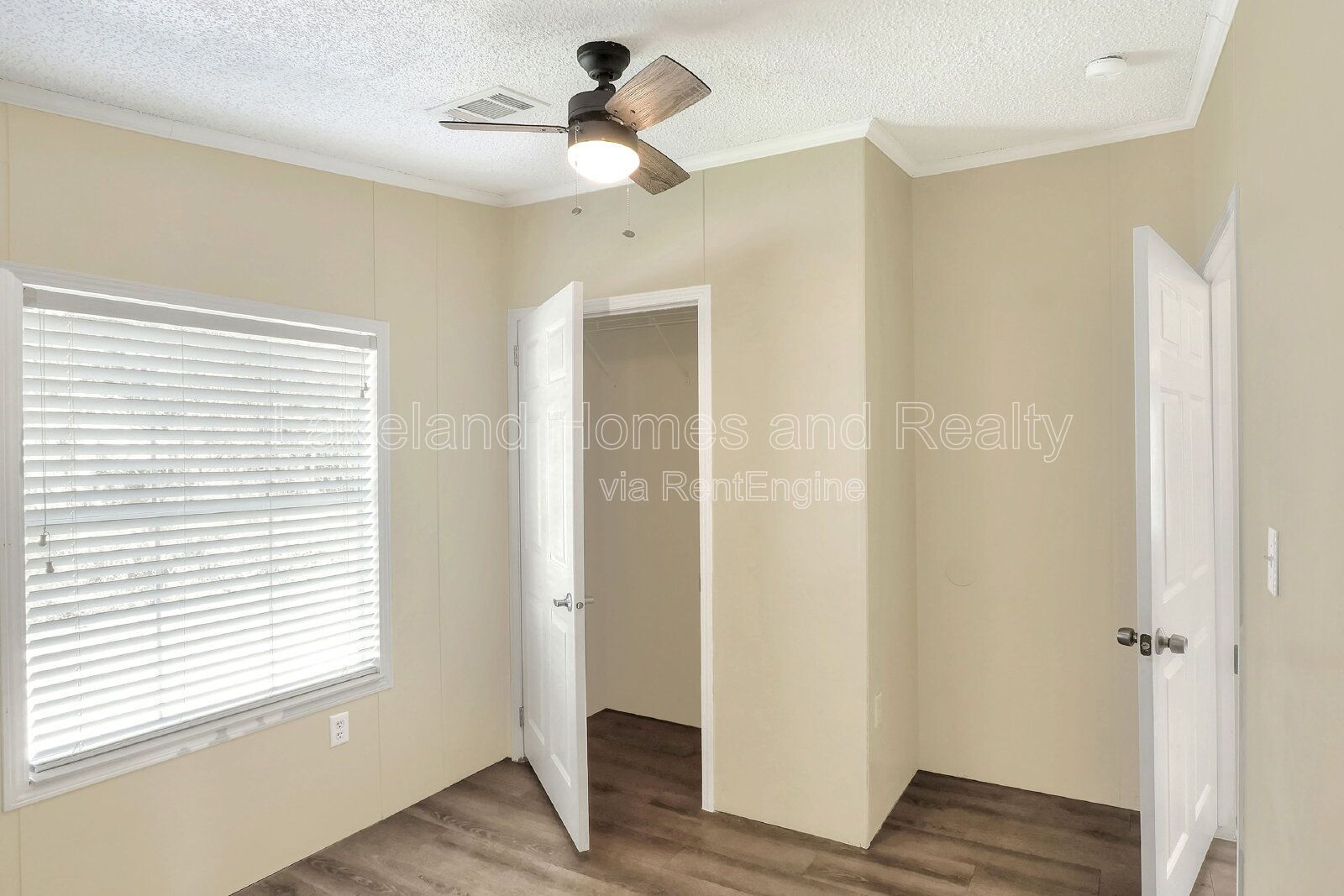 Gallery Image 21